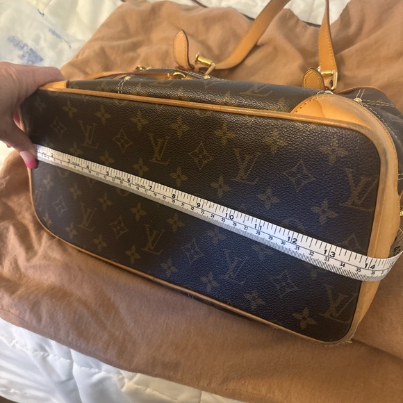 Louis Vuitton Limited Edition Monogram Canvas Riveting Bag - Picture 13 of 16